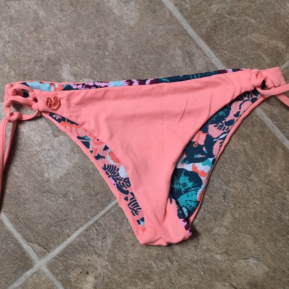 Maaji Swimsuit - Picture 4 of 4